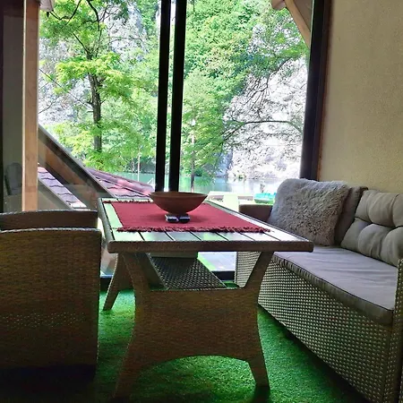 Moravski Konak- Moravian 오브차르 바냐