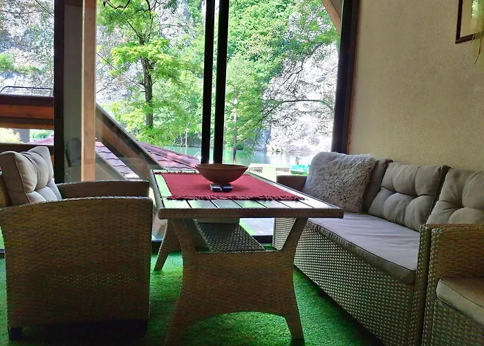 Moravski Konak- Moravian 오브차르 바냐