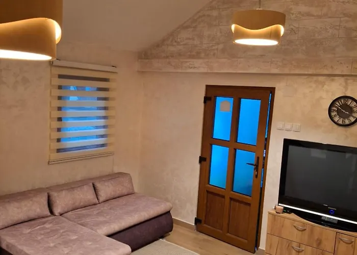 Moravski Konak- Moravian 펜션 오브차르 바냐